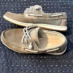 Sperry Topsiders